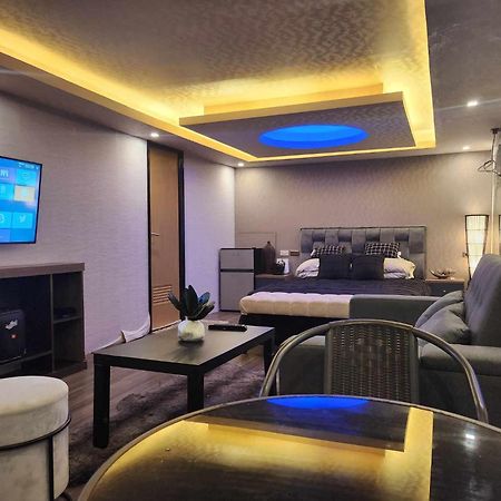 Avana Hills Boracay Liltime Deluxe Suite Balabag  Exterior foto